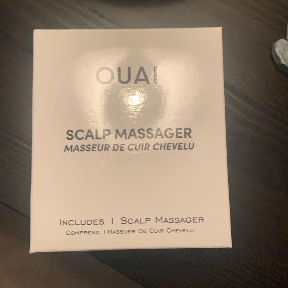 Quai scalp massager